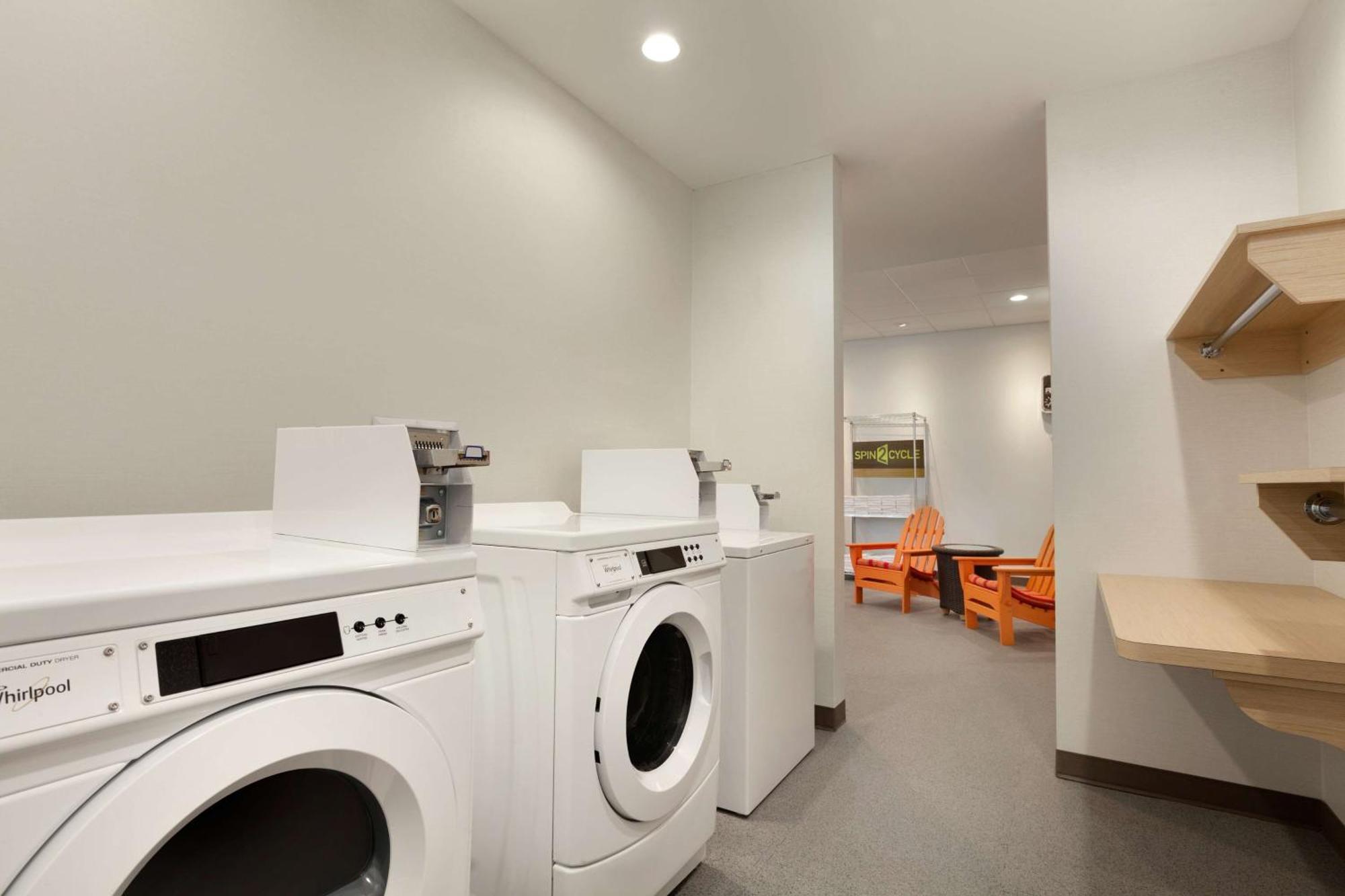 Home2 Suites By Hilton El Paso Airport Екстер'єр фото